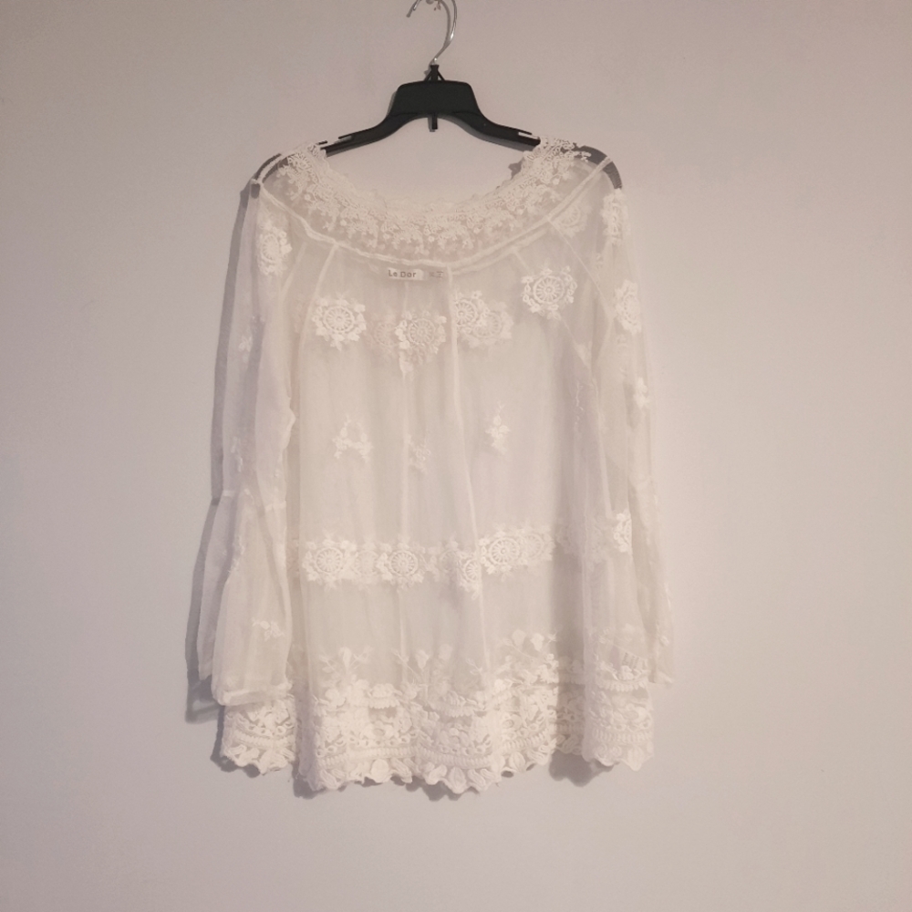 Romantic Sheer Blouse With Bell Sleeves Size 1XL - Picture 2 of 9